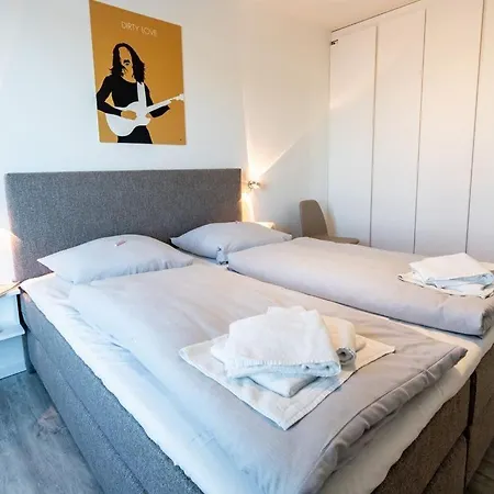 Hafenspitze App 02 *